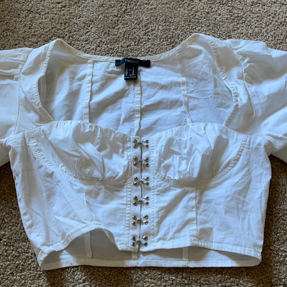 Forever 21 clasp top cropped